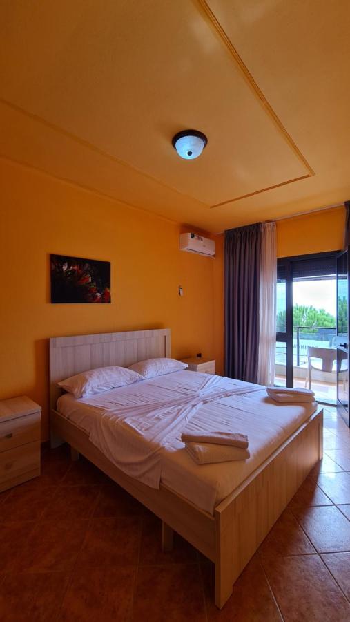דורס Heming-Way Hotel מראה חיצוני תמונה